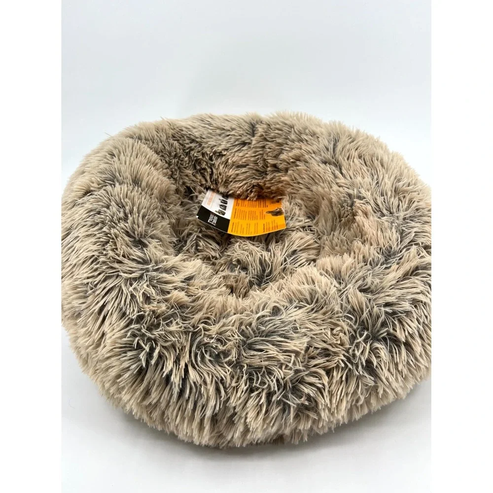 Madison Park Coco Faux Fur Self‎ Warming Indoor Round Pet Bed Cuddler Small TORN
